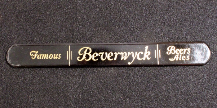 Famous Beverwyck Beers Ales - Black Scraper Beer