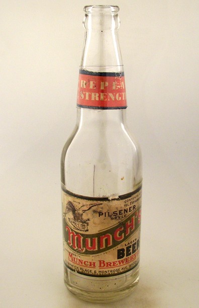 Munch's Pilsener Style Lager Beer Beer